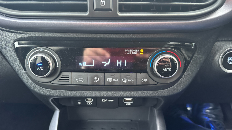 Hyundai i10 1.2 [79] Premium 5dr Auto [Nav] Petrol Hatchback